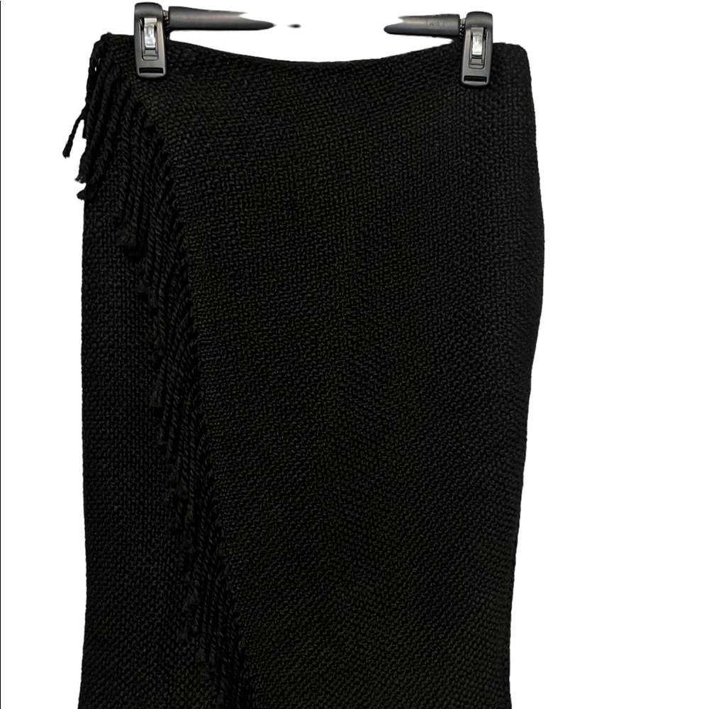 Waverly grey Liberant black fringe
wool skirt size 4